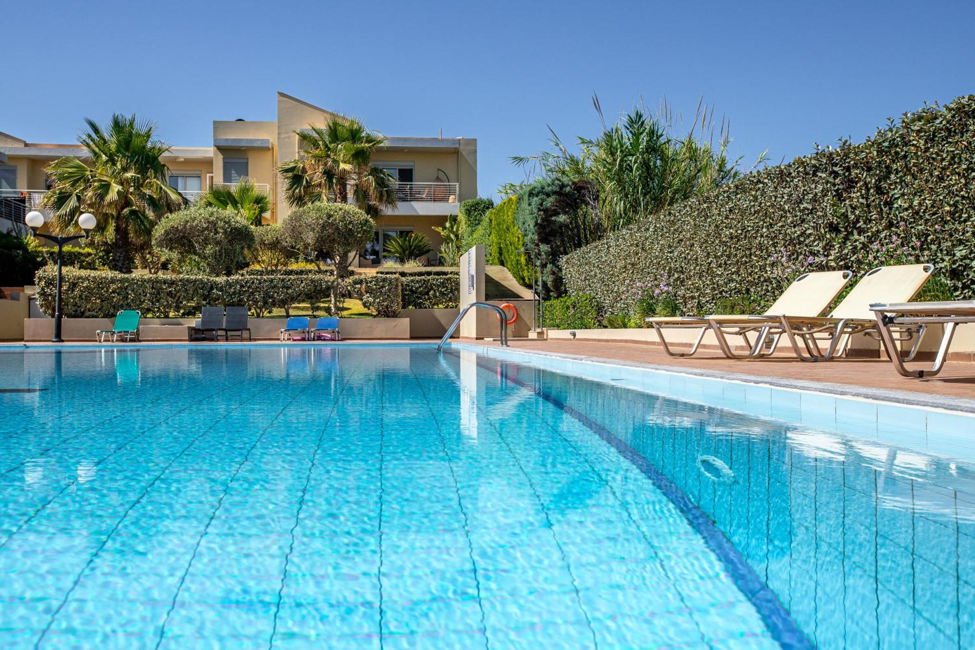 Ferienwohnung Maleme Yoga Blue Chania  Exterior foto
