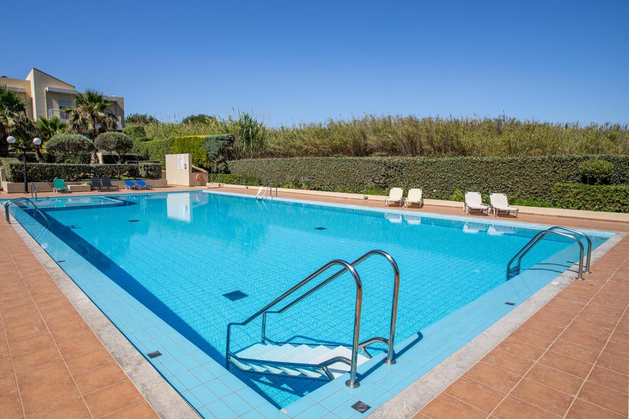 Ferienwohnung Maleme Yoga Blue Chania  Exterior foto